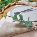 Um Toque de Natureza à Mesa: Porta-Guardanapos Tropical Eucalipto